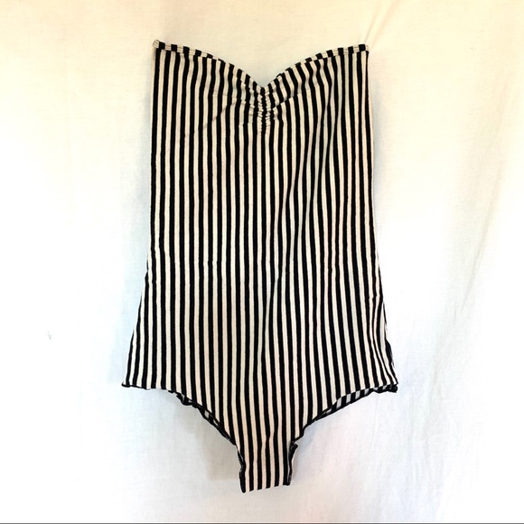 SOLD 🛑 American Apparel | Striped Bodysuit - Picture 2 of 7